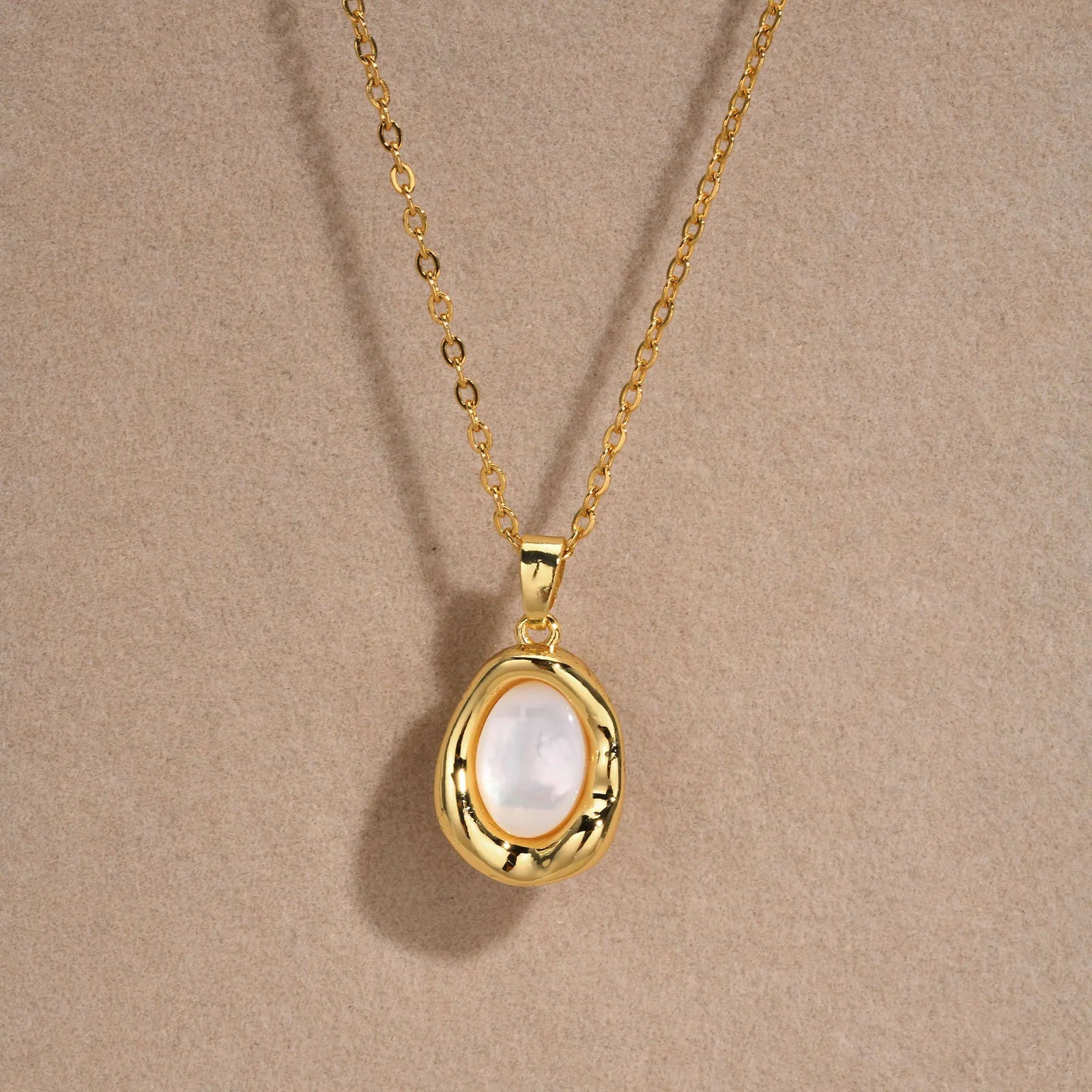 Haven Shell Necklace